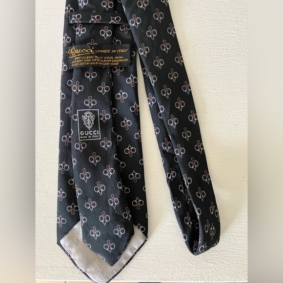 Vintage Gucci Tie - Picture 4 of 6